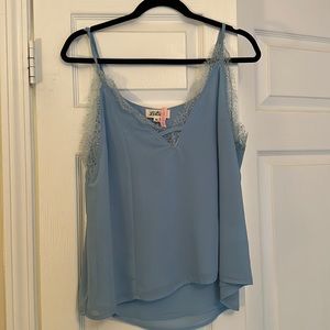 Listicle light blue lace tank top